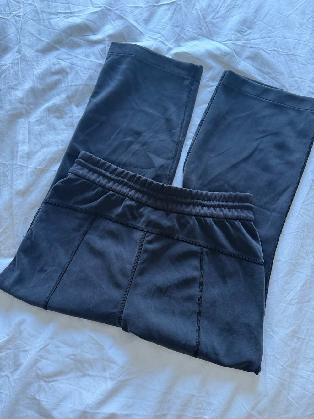 lululemon Softstreme High Rise Straight Leg Crop Pants Black Size 6 Like New